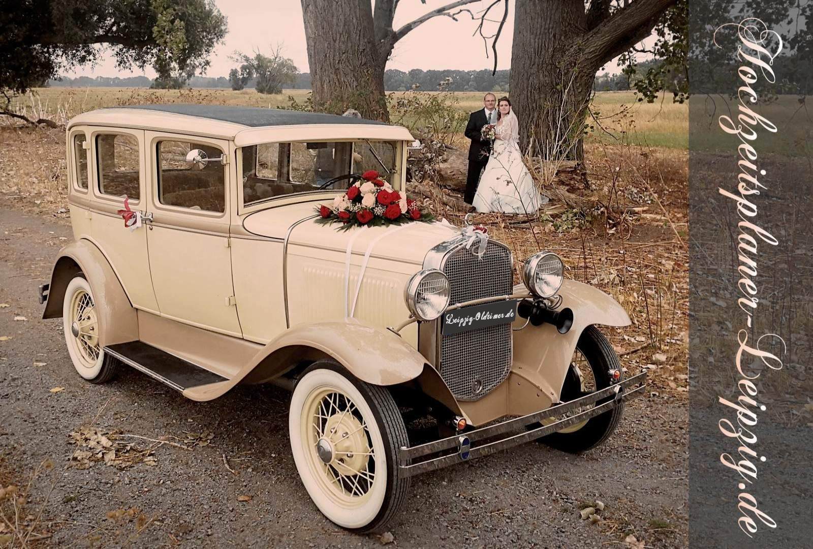 Fotoshooting mit Ford Model-A Hochzeitsoldtimer